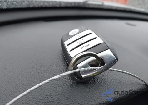 2020 Kia Optima Se из США, поврежденный, VIN 5XXGT4L35LG435182